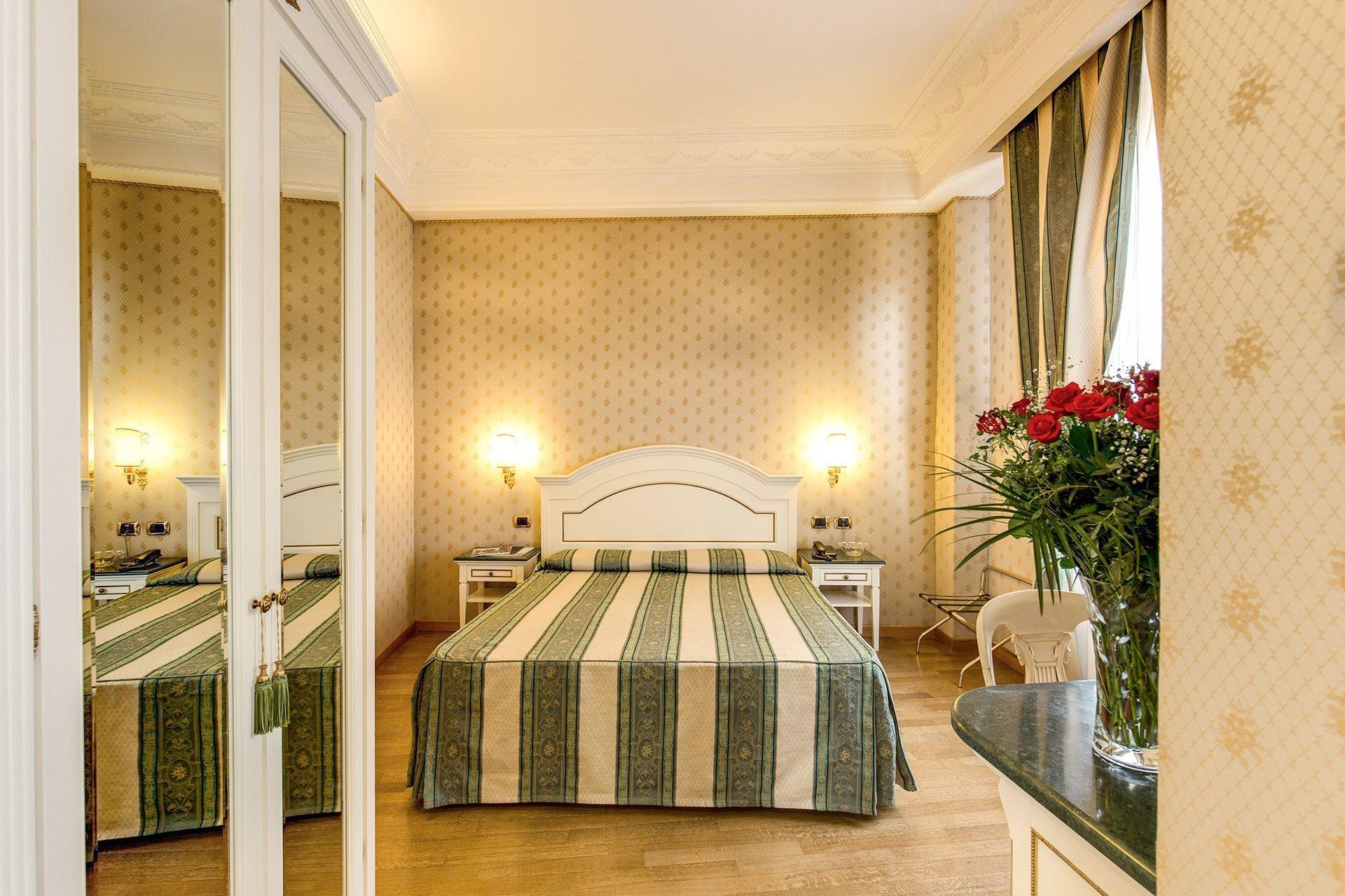 Hotel La Lumiere Di Piazza Di Spagna Rome Exterior photo